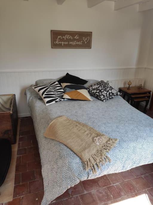Petit Coin De Campagne Villa Marcheville ภายนอก รูปภาพ