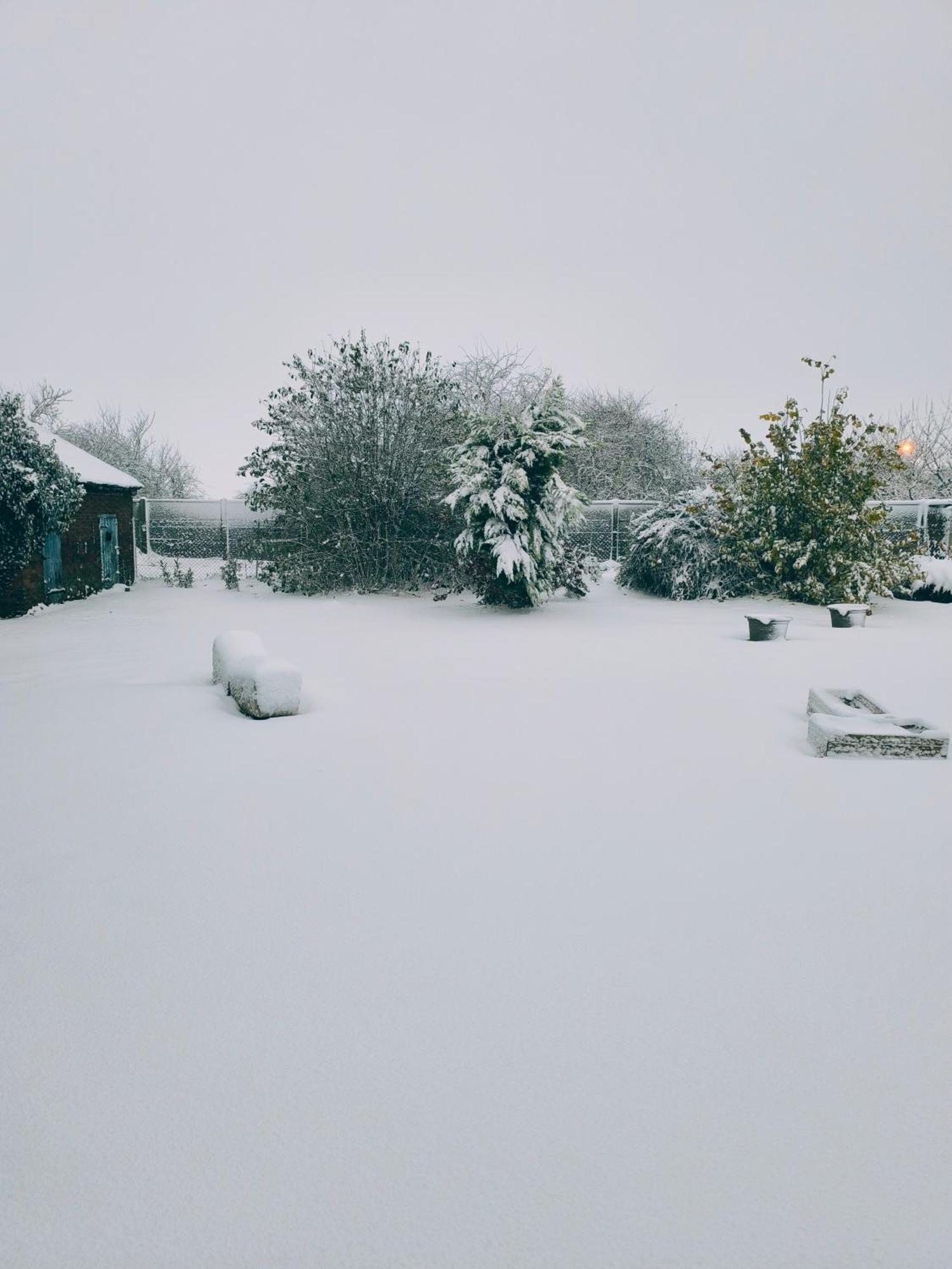 Petit Coin De Campagne Villa Marcheville ภายนอก รูปภาพ